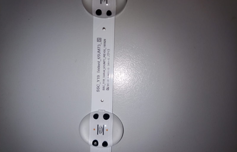 SSC_Y19_TRIDENT_65UM73_rev00_180929 AGM76909501