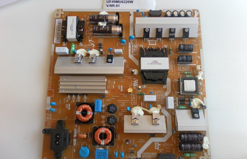 BN44-00807H UE49MU6220W V.NR.01