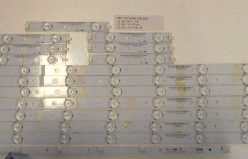 TPV TPT420H2-DUJSGK, CL-42-D711-L-V5 CL-42-D711-R-V5 CL-42-D711-SNB-V5