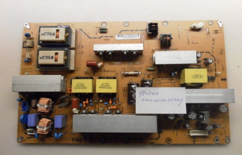 YP42HLH 01403 EBU60703605